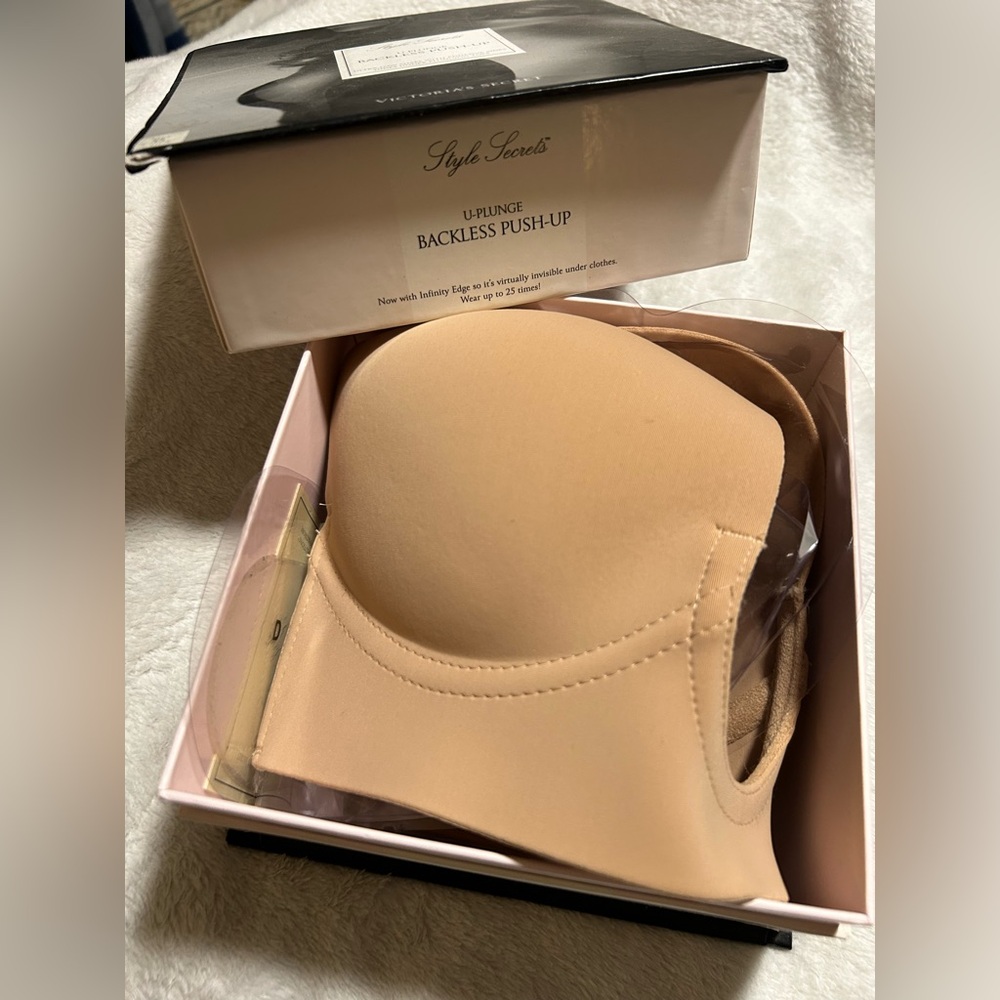 Victoria's Secret "Style Secrets U-Plunge Backless Push-Up" bra